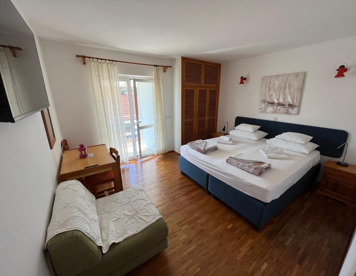 Apartments Suda Lumbarda Kültér fotó