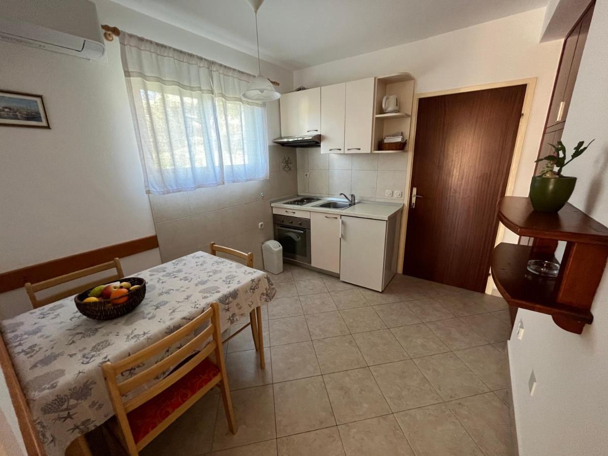 Apartments Suda Lumbarda Kültér fotó